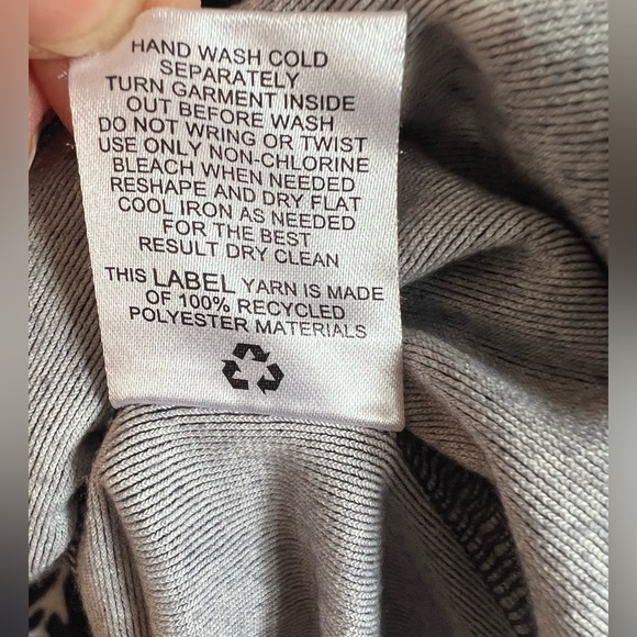 COZIE✨2 Pc PJ Set -Navy Blue Velour Background w Colorful Snowflakes- Hoodie Top - Picture 11 of 12